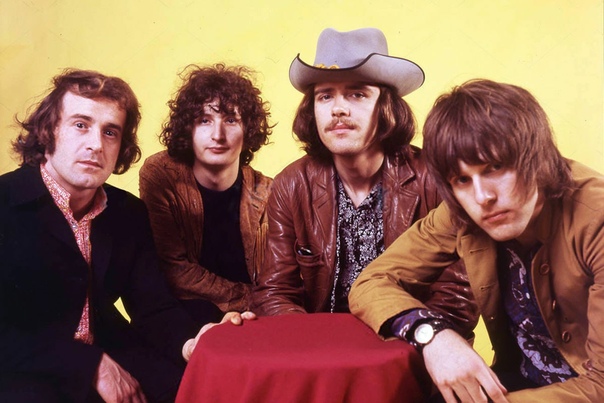 Cosmos hotel group лого. Nice studio. Nice group. Nice. космо hotel логотип.