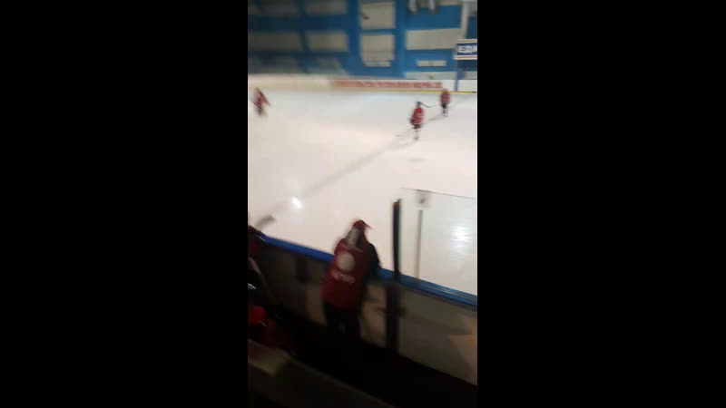 Live: Хоккейный клуб Ягуар п.