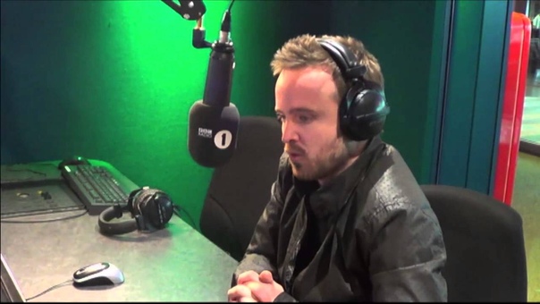 Breaking Bads Aaron Paul talks to Nick