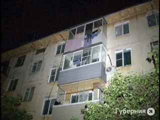 Хабаровчанин выжил, упав с пятого этажа/MestoproTV