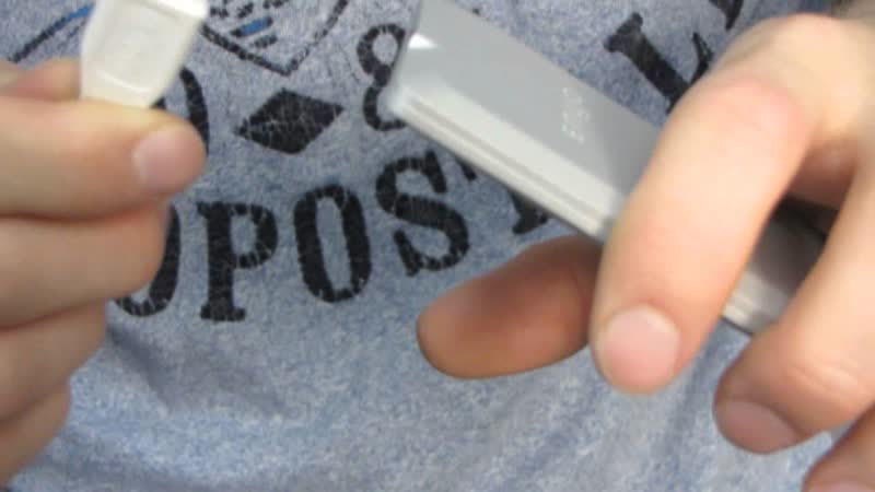 OCZ Enyo 128 GB USB 3. 0 SSD External Drive Unboxing Testing Linus Tech