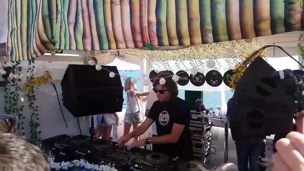 Hernan Cattaneo b2b Nick Warren Miami Yatch Party (playing track Modd