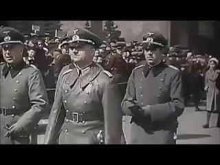 Красная Площадь. Май 1941 - Москва приветствует фашистов Германии