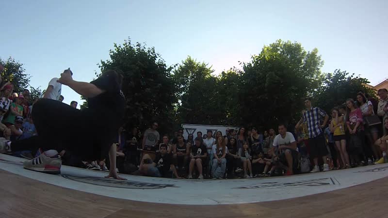 Squize vs Tanya, 1, 8 1x1, Street Battle 2014 , bboy, bgirl,