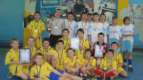 №12, Дима Деркач, 29 лет №12, Дима Деркач, 29 лет