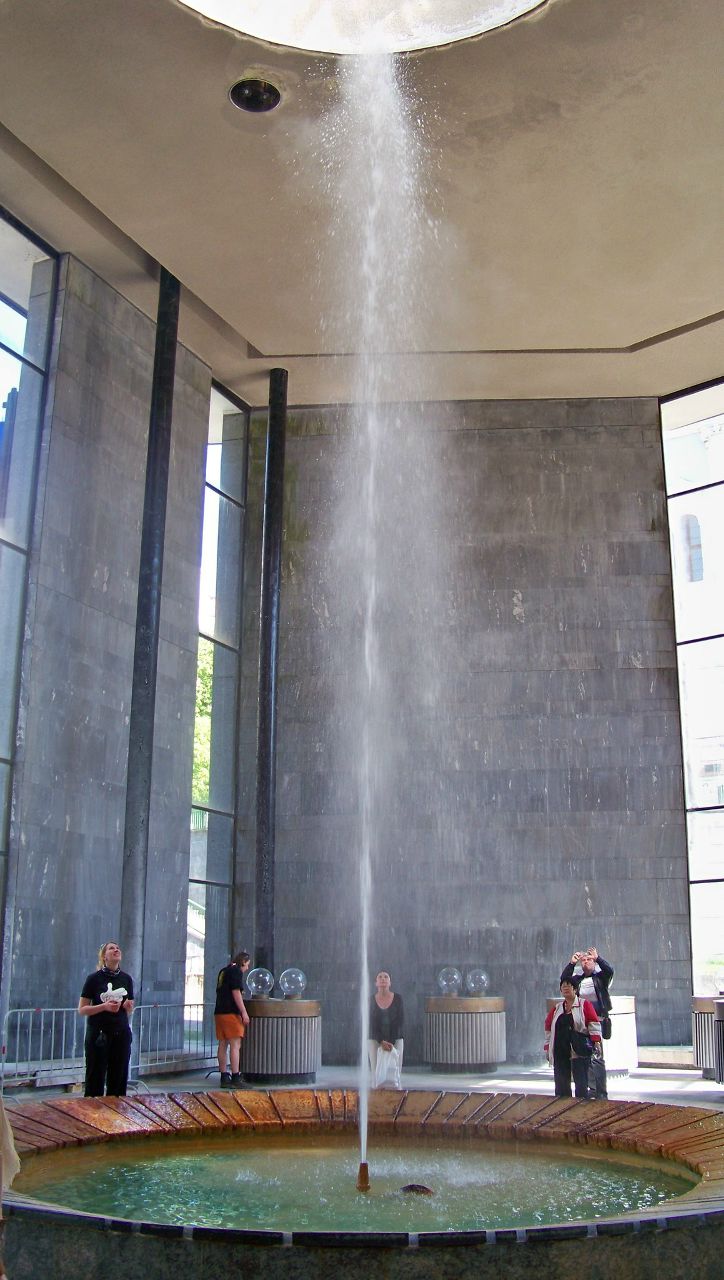 Руслан Тимофеев www.tvtekaeu.eu | Praha