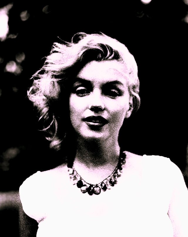 Лена Цикановская | Lod