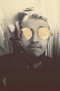 Олег Бондаренко