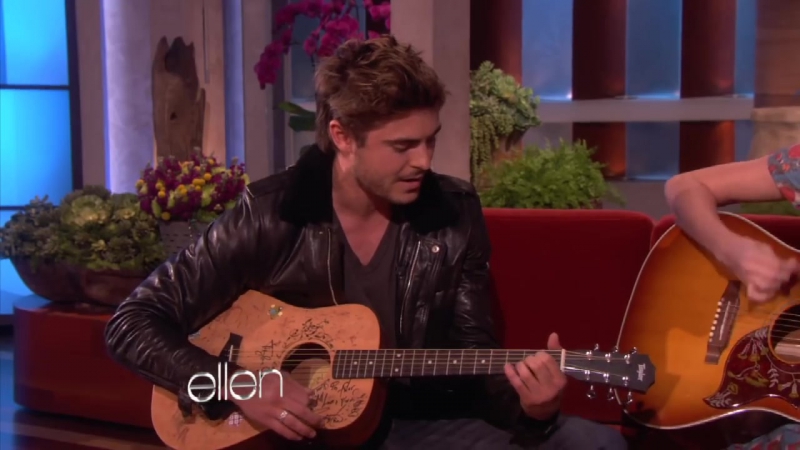 Taylor Swift and Zac Efron Sing a