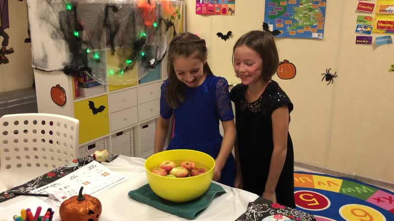 Apple bobbing