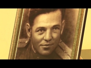 Памятник Пелевину установили в Первоуральске