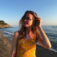 Наташа Иванова