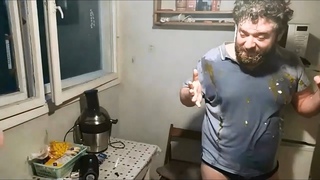 Герман Ягодка и яички