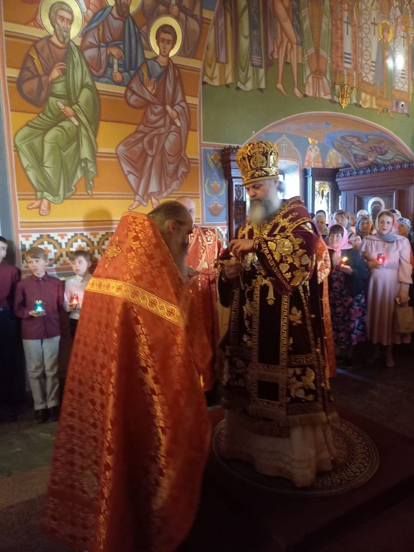 20.04.25 г. Встреча Благодатного огня и Пасхальная вечерня в Успенском кафедральном соборе, изображение №28