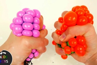 Learn Colors! Squishy Balls for Kids & Children Finger Family Nursery Rhymes Play Doh Compilation