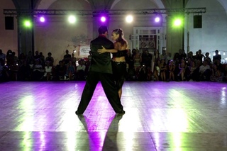Joe Corbata y Lucila Cionci - Catania Tango Festival 2013 - Video 2-4