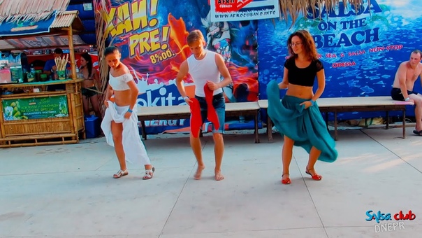 Workshop Afro Cuban Rumba 1 partner 2 ladies Salsa on The Beach