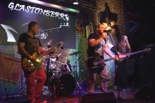 SADLESS - Остановись (GLASTONBERRY PUB .)